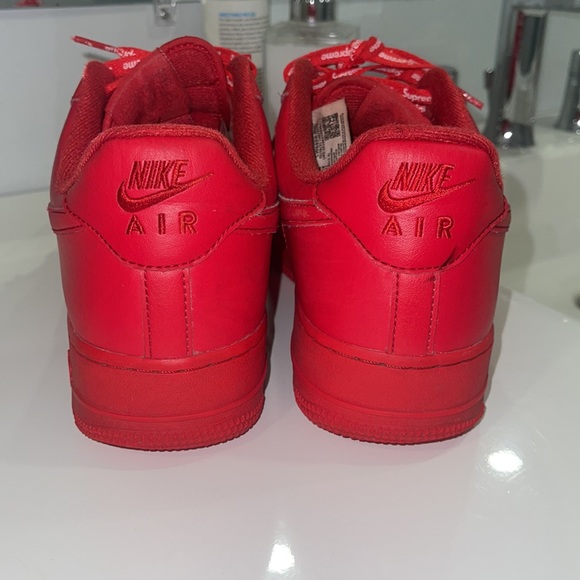 all red Nike air forces with supreme laces and original laces - Picture 4 of 7